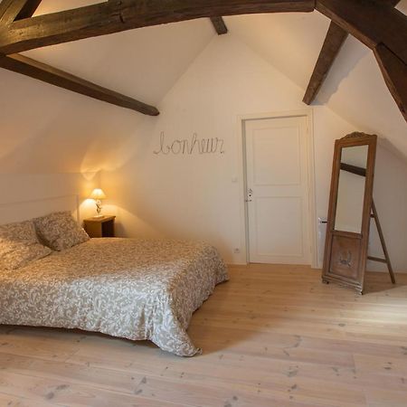 Bed and Breakfast Couette & Confitures Nojeon-en-Vexin Exterior foto