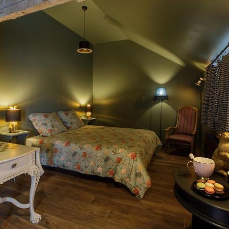 Bed and Breakfast Couette & Confitures Nojeon-en-Vexin Exterior foto
