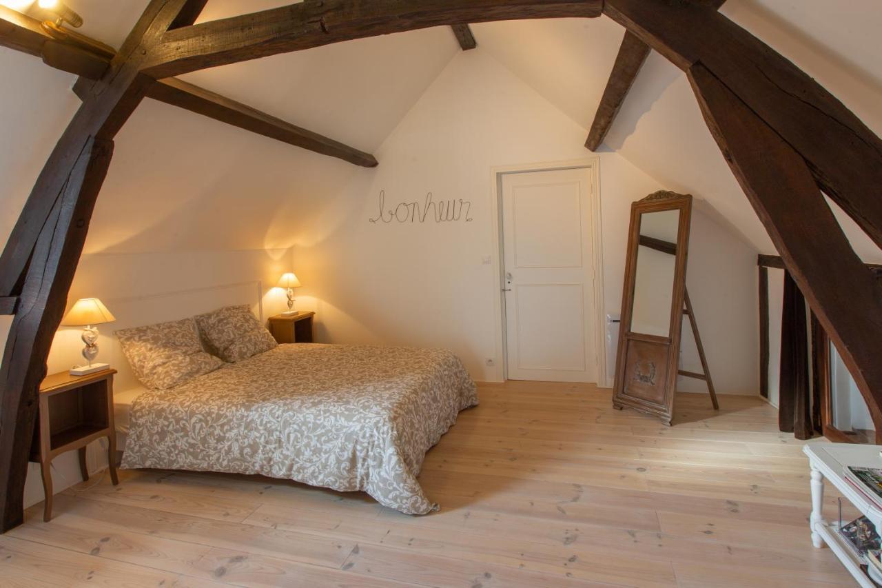 Bed and Breakfast Couette & Confitures Nojeon-en-Vexin Exterior foto