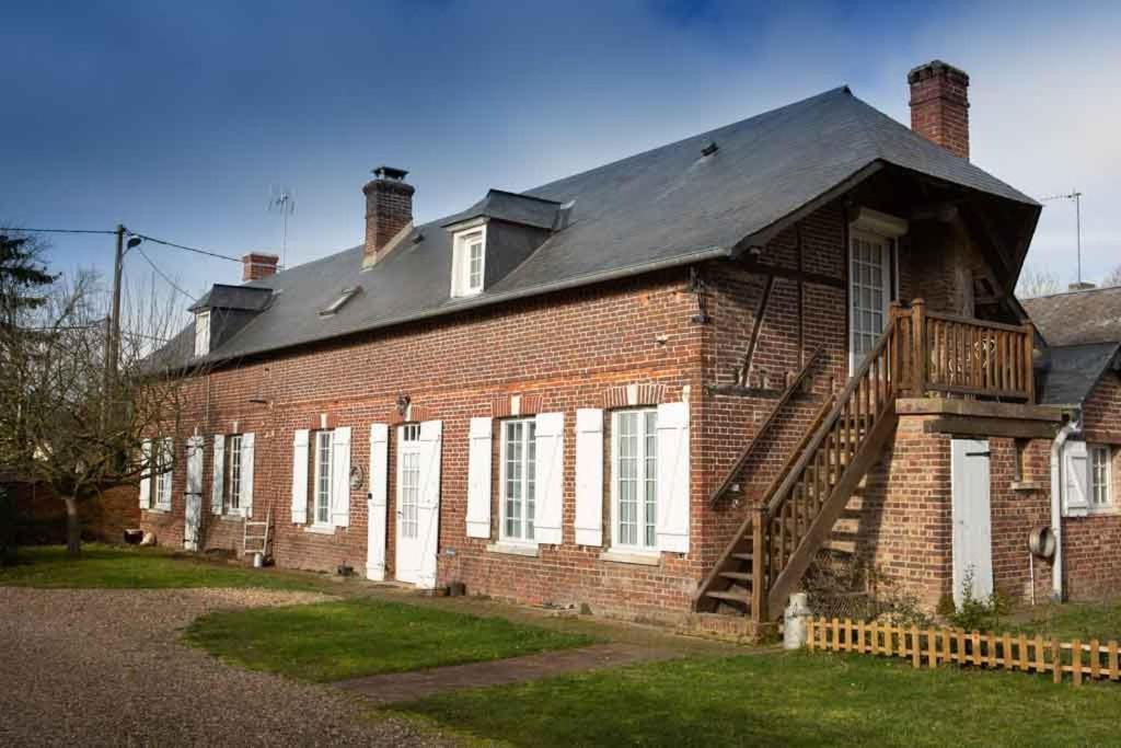 Bed and Breakfast Couette & Confitures Nojeon-en-Vexin Exterior foto