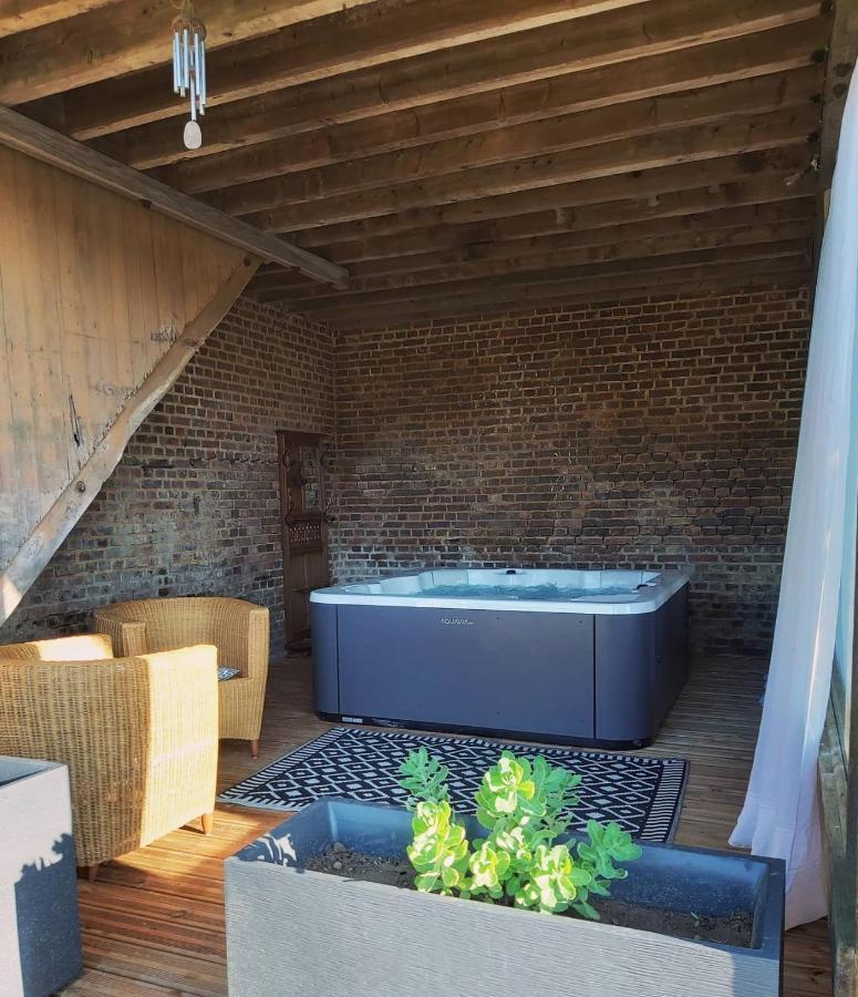 Bed and Breakfast Couette & Confitures Nojeon-en-Vexin Exterior foto